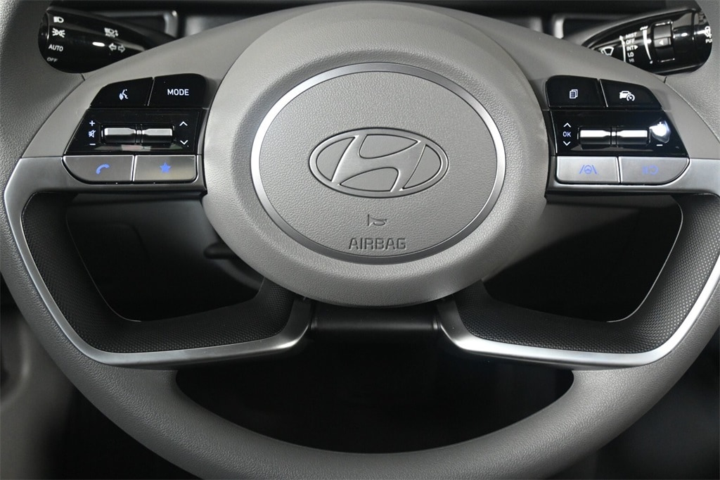 Thumbnail: 2025 Hyundai Elantra - 15