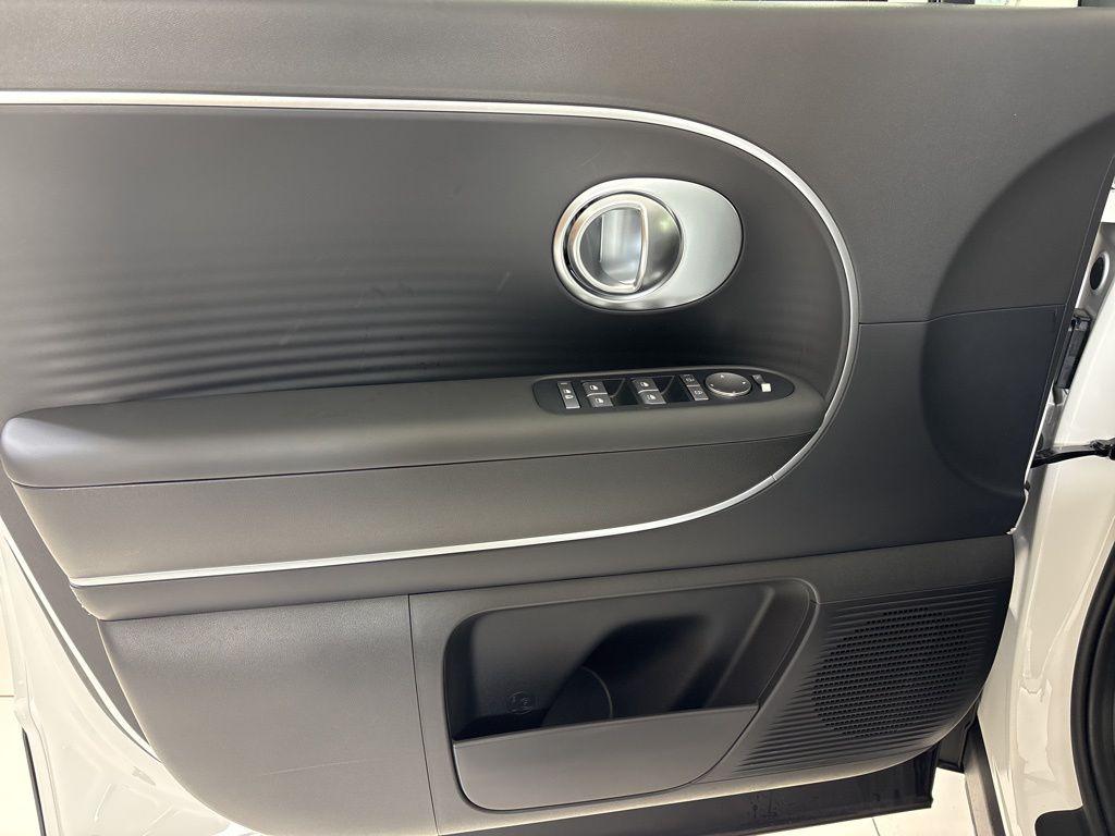 Thumbnail: 2026 Hyundai Ioniq - 16