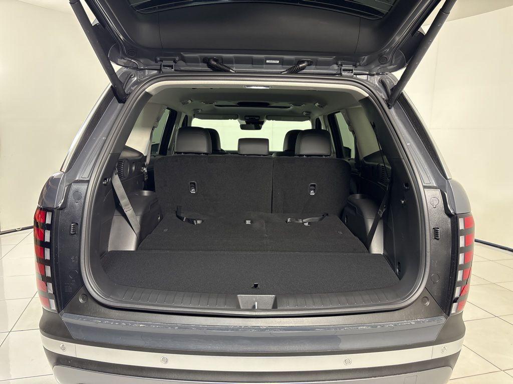 Thumbnail: 2026 Hyundai Palisade - 28