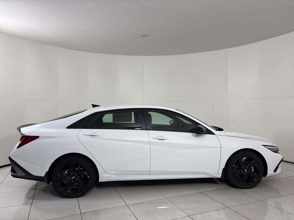 Thumbnail: 2026 Hyundai Elantra - 6