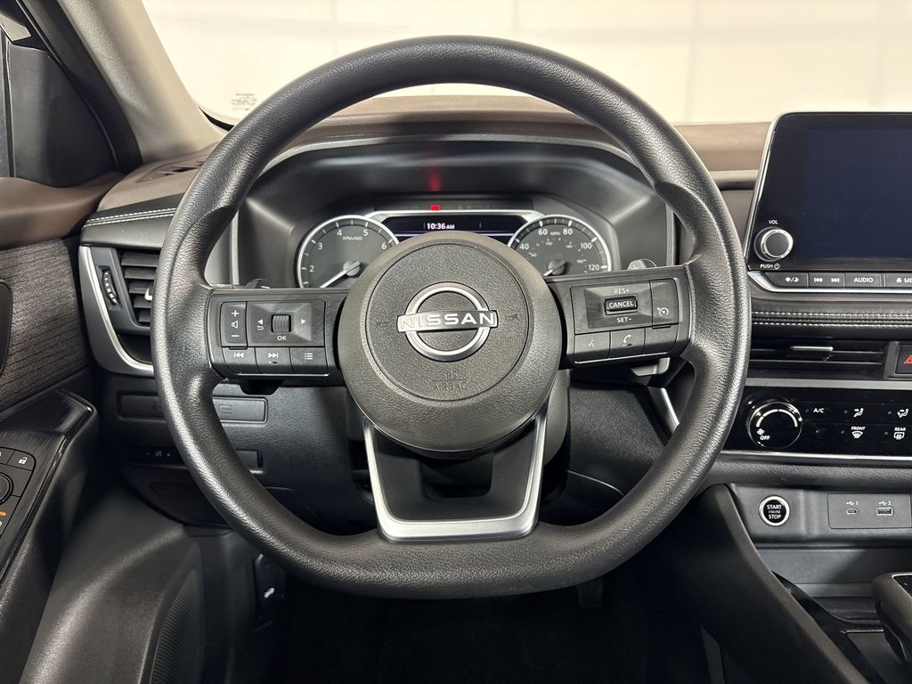 Thumbnail: 2023 Nissan Rogue - 11