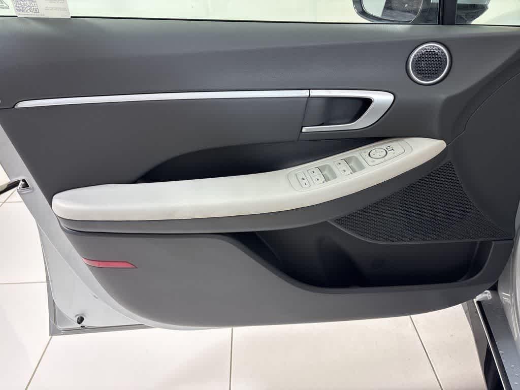 Thumbnail: 2025 Hyundai Sonata - 16