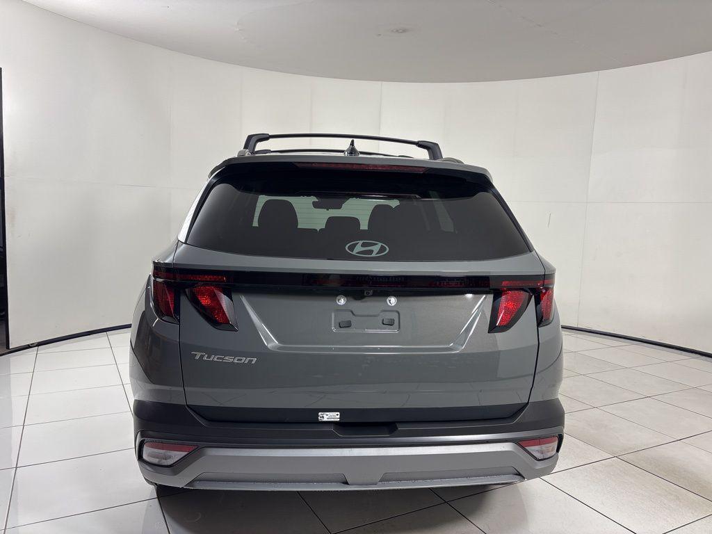 Thumbnail: 2026 Hyundai Tucson - 4