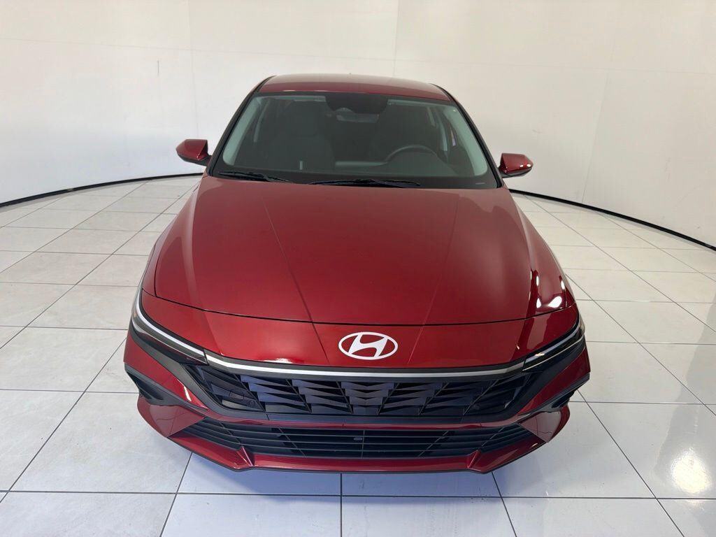 New 2025 Hyundai Elantra Hybrid Blue Sedan