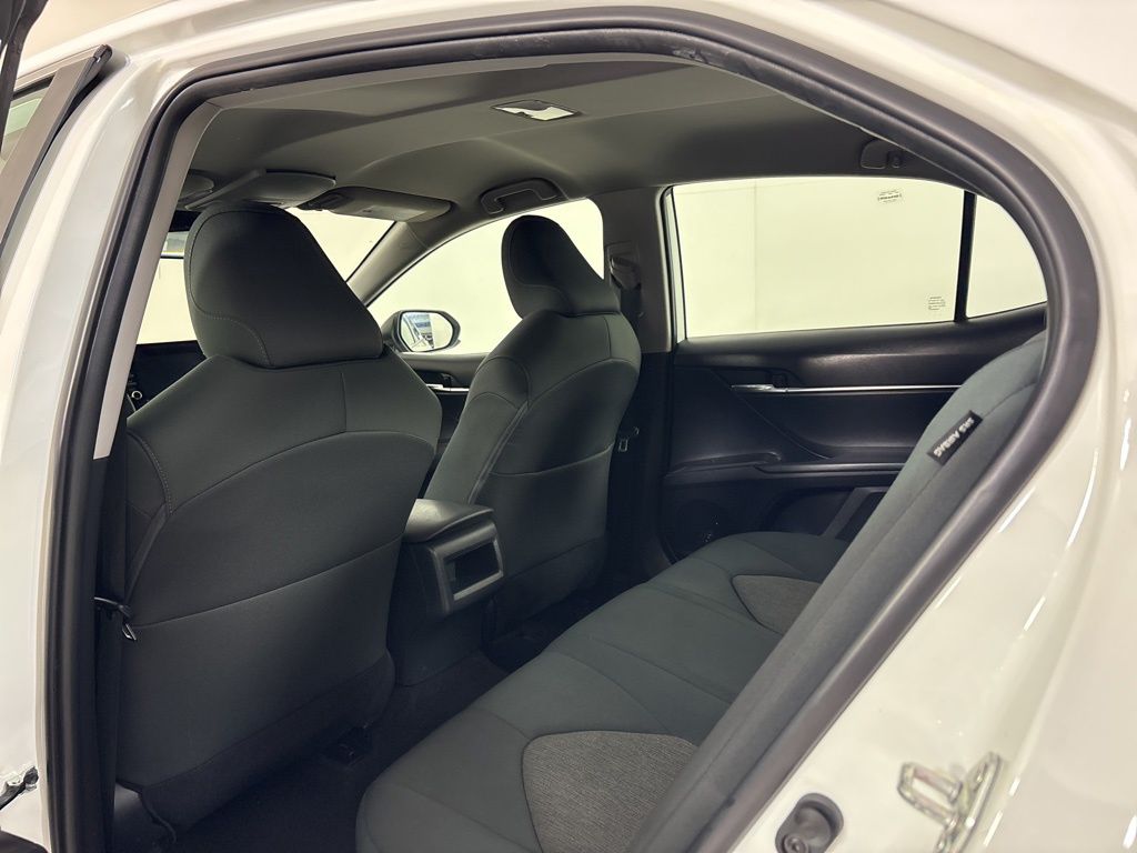 Thumbnail: 2023 Toyota Camry - 17