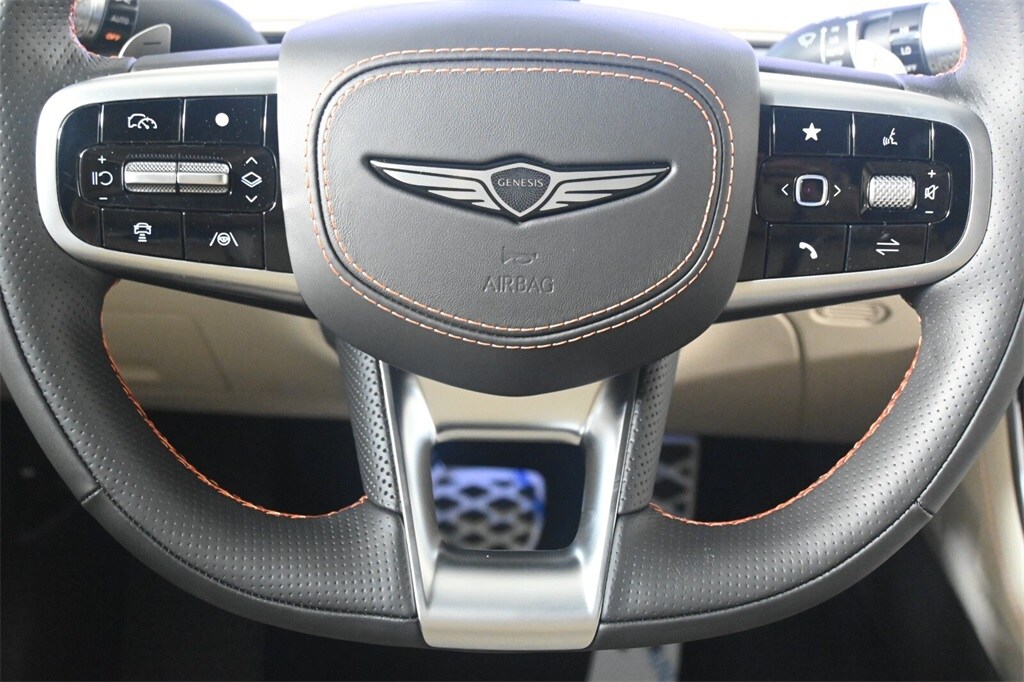 Thumbnail: 2026 Genesis GV70 - 15