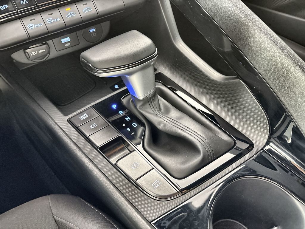 2025 Hyundai Elantra Blue - Photo 21