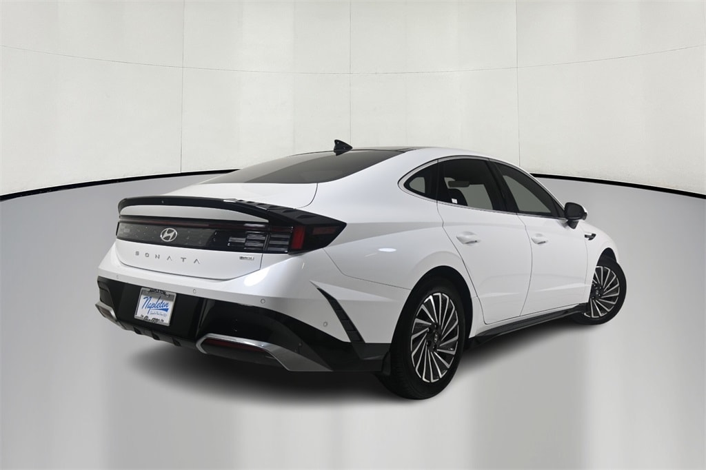 Thumbnail: 2024 Hyundai Sonata - 7