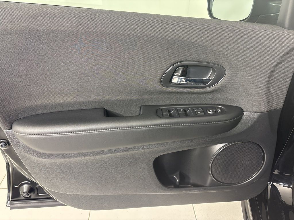 Thumbnail: 2021 Honda HR-V - 16