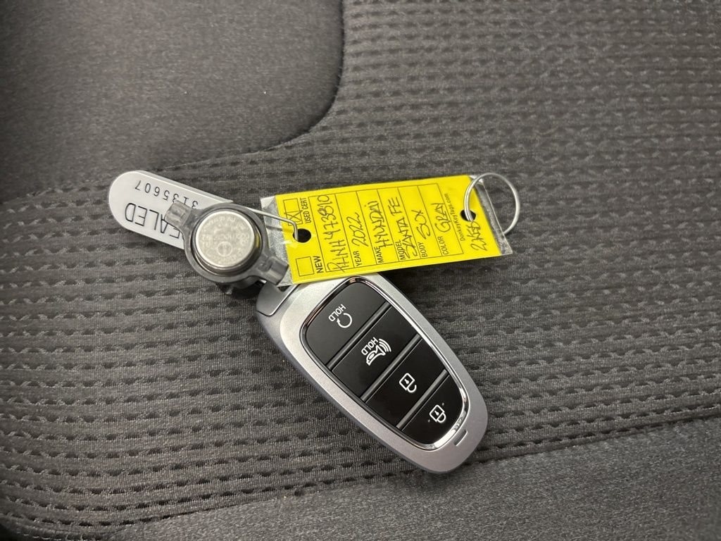 Thumbnail: 2022 Hyundai Santa Fe - 25