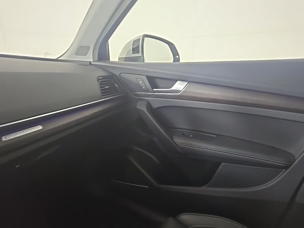 Thumbnail: 2024 Audi Q5 - 26