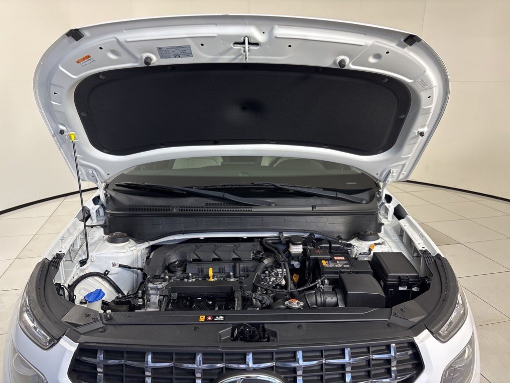 Thumbnail: 2023 Hyundai Venue - 11