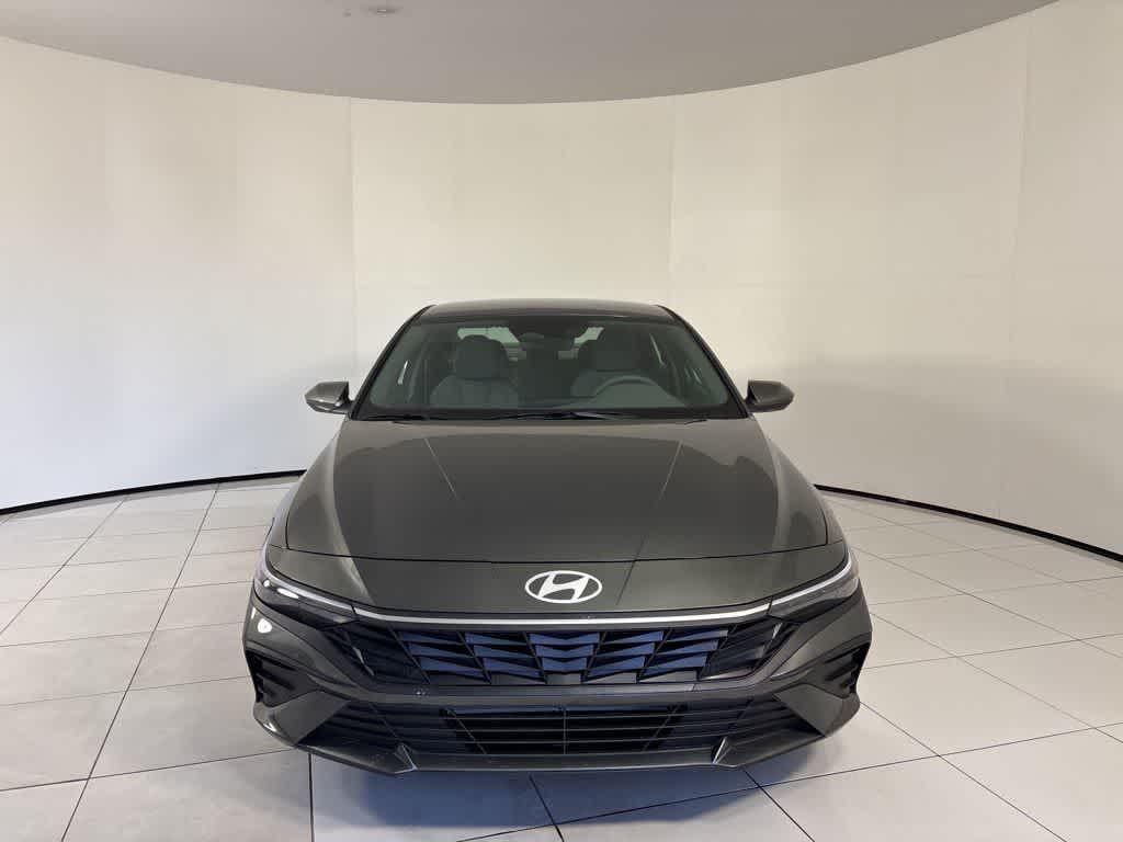 Thumbnail: 2025 Hyundai Elantra - 8