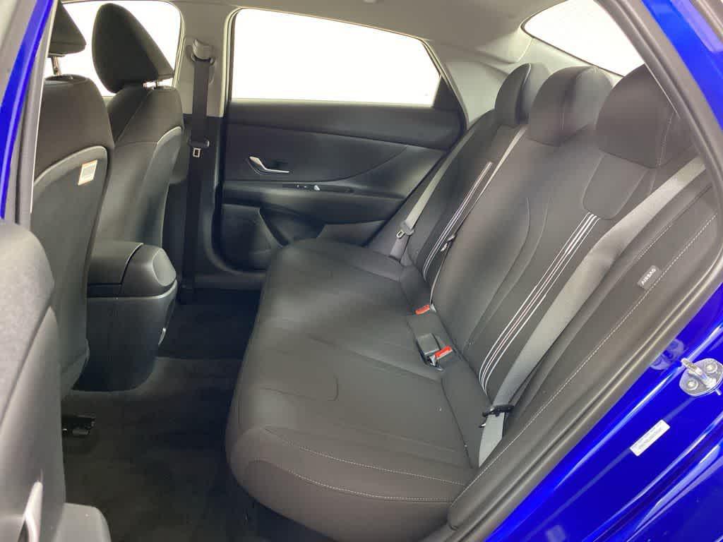 Thumbnail: 2025 Hyundai Elantra - 18