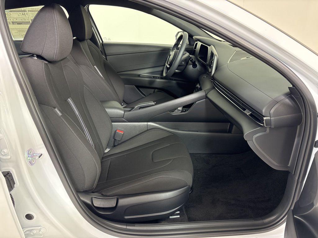 Thumbnail: 2026 Hyundai Elantra - 12