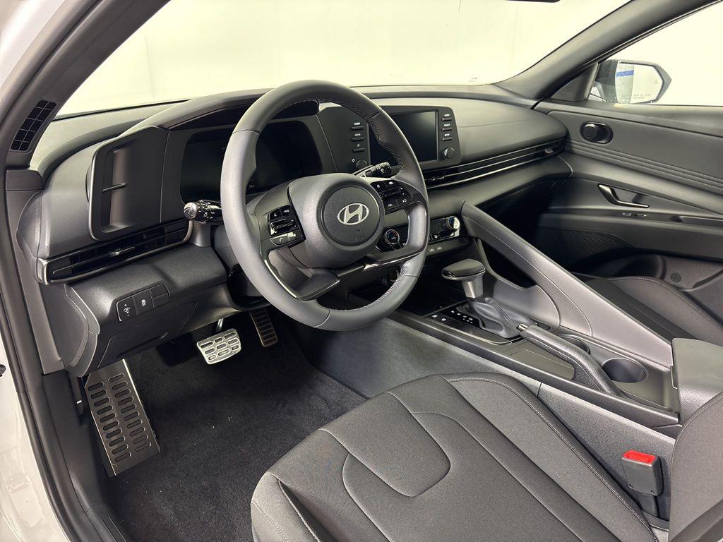 Thumbnail: 2026 Hyundai Elantra - 15