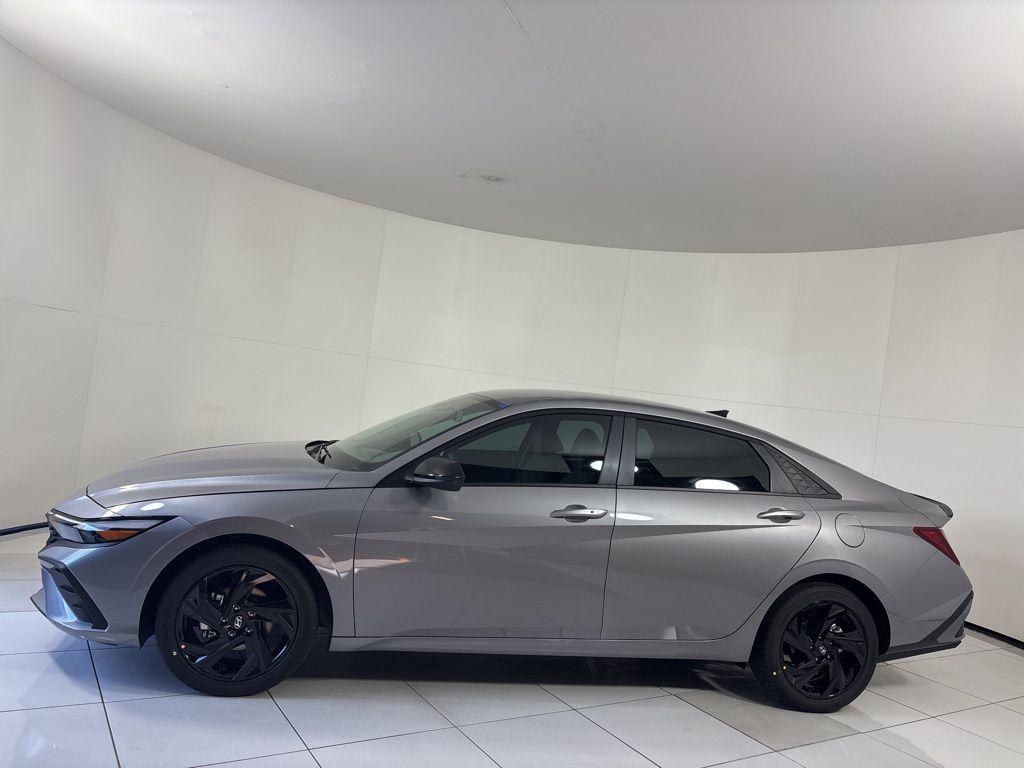 Thumbnail: 2026 Hyundai Elantra - 2