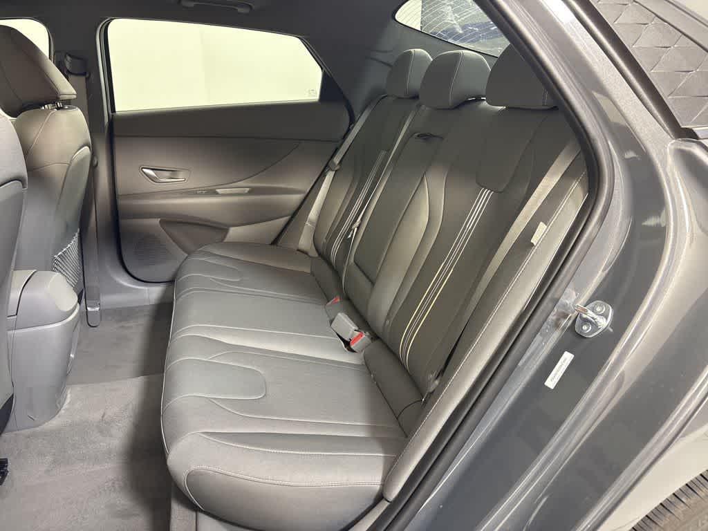 Thumbnail: 2025 Hyundai Elantra - 18