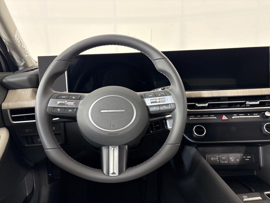 Thumbnail: 2025 Hyundai Sonata - 20