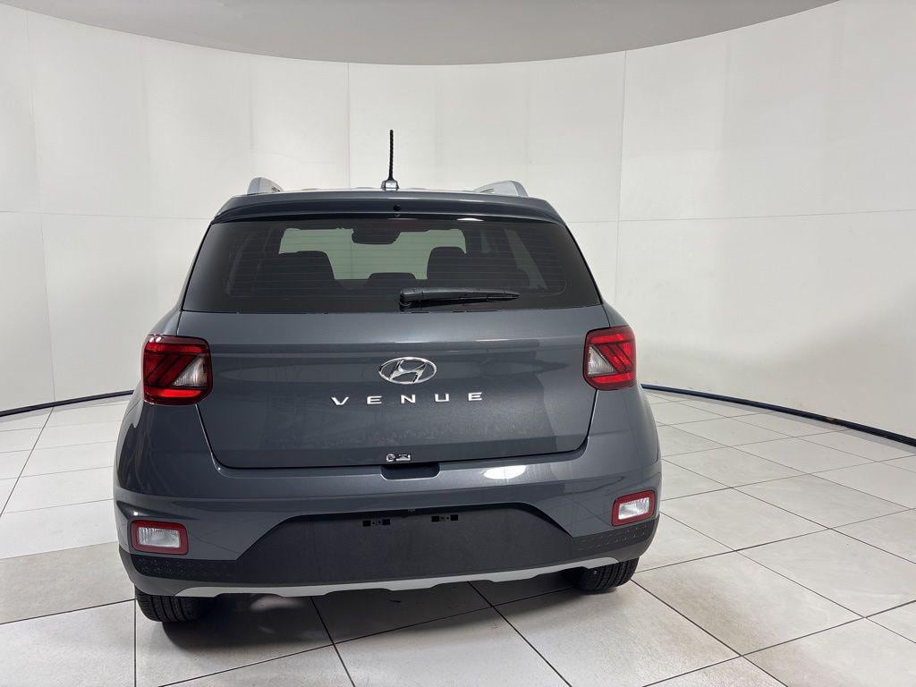 Thumbnail: 2026 Hyundai Venue - 4