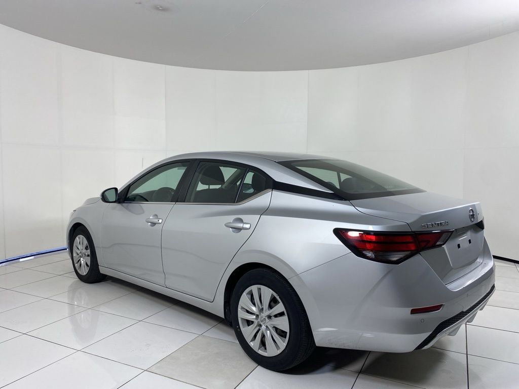 Thumbnail: 2022 Nissan Sentra - 3