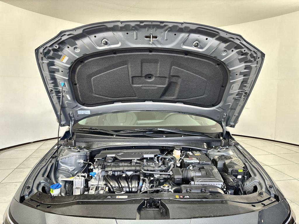Thumbnail: 2026 Hyundai Elantra - 17