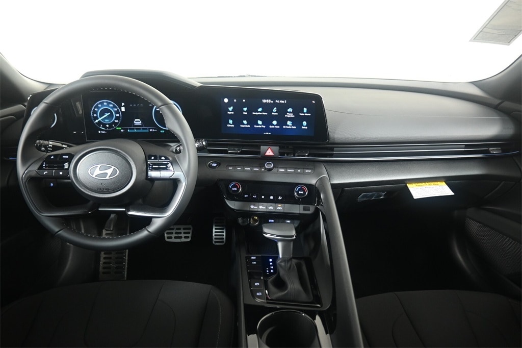 Thumbnail: 2025 Hyundai Elantra - 14