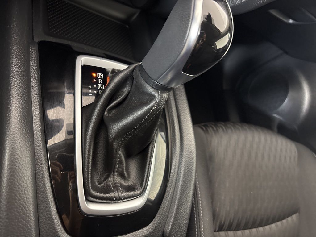 Thumbnail: 2020 Nissan Rogue - 33