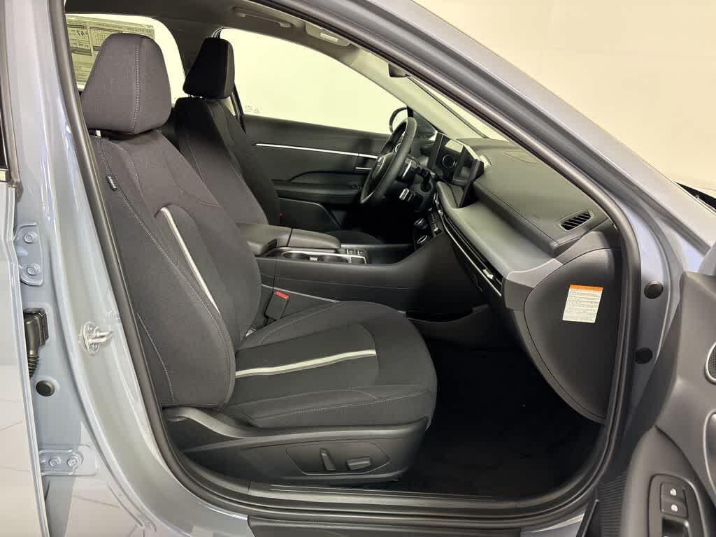 Thumbnail: 2025 Hyundai Sonata - 12