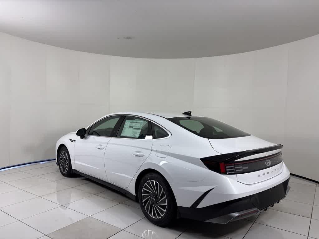 Thumbnail: 2025 Hyundai Sonata - 3