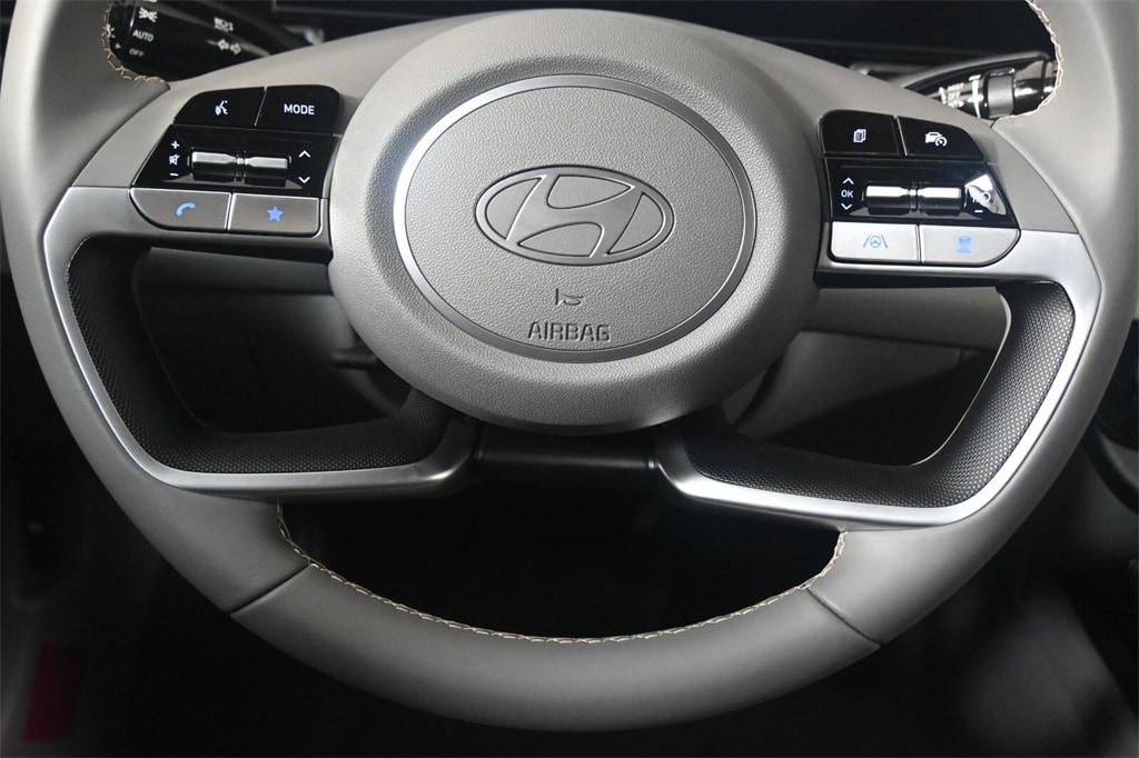 Thumbnail: 2025 Hyundai Elantra - 15