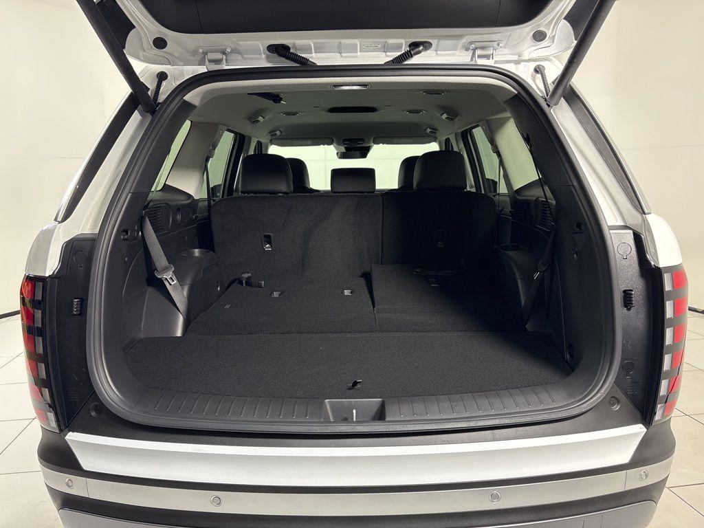 Thumbnail: 2026 Hyundai Palisade - 28