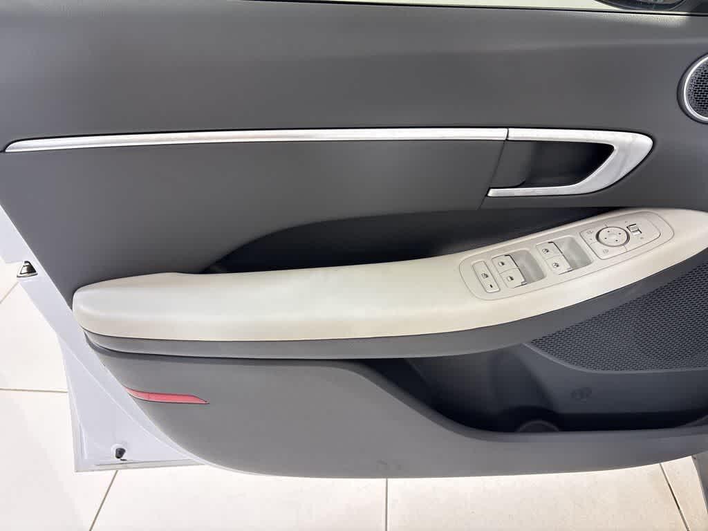 Thumbnail: 2025 Hyundai Sonata - 16