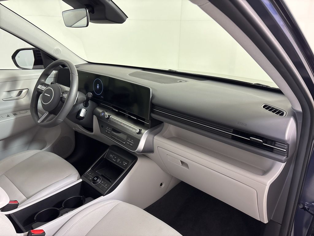 2025 Hyundai Kona SEL Convenience - Photo 13