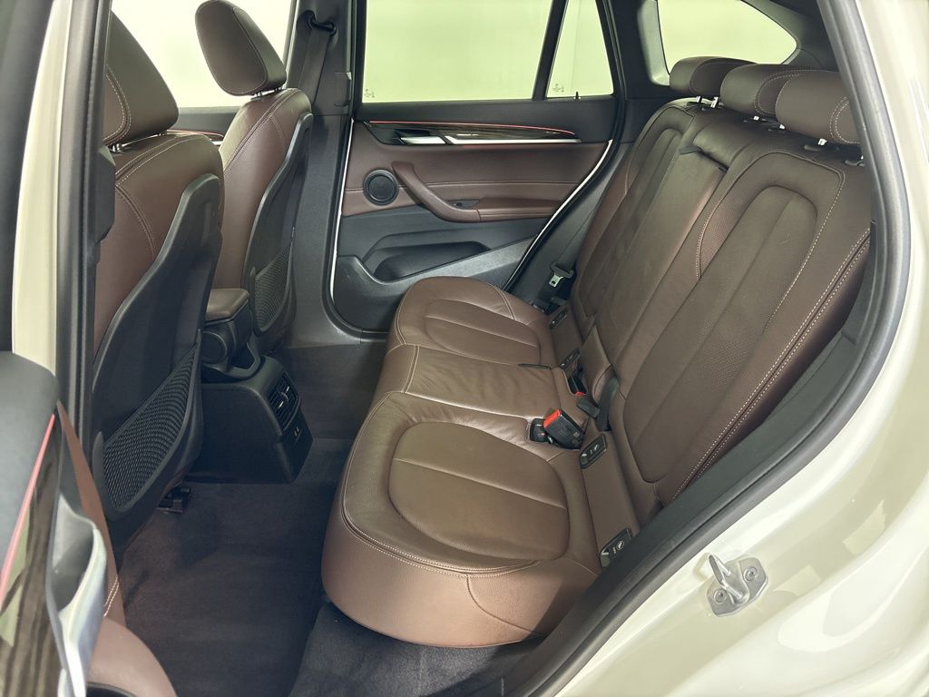 Thumbnail: 2021 BMW X1 - 21