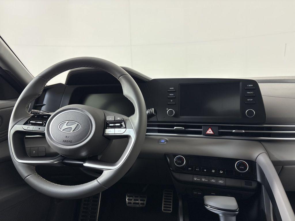 Thumbnail: 2026 Hyundai Elantra - 21