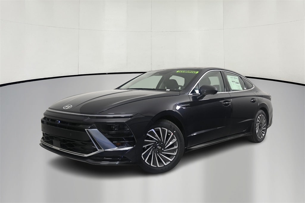 Thumbnail: 2025 Hyundai Sonata - 3