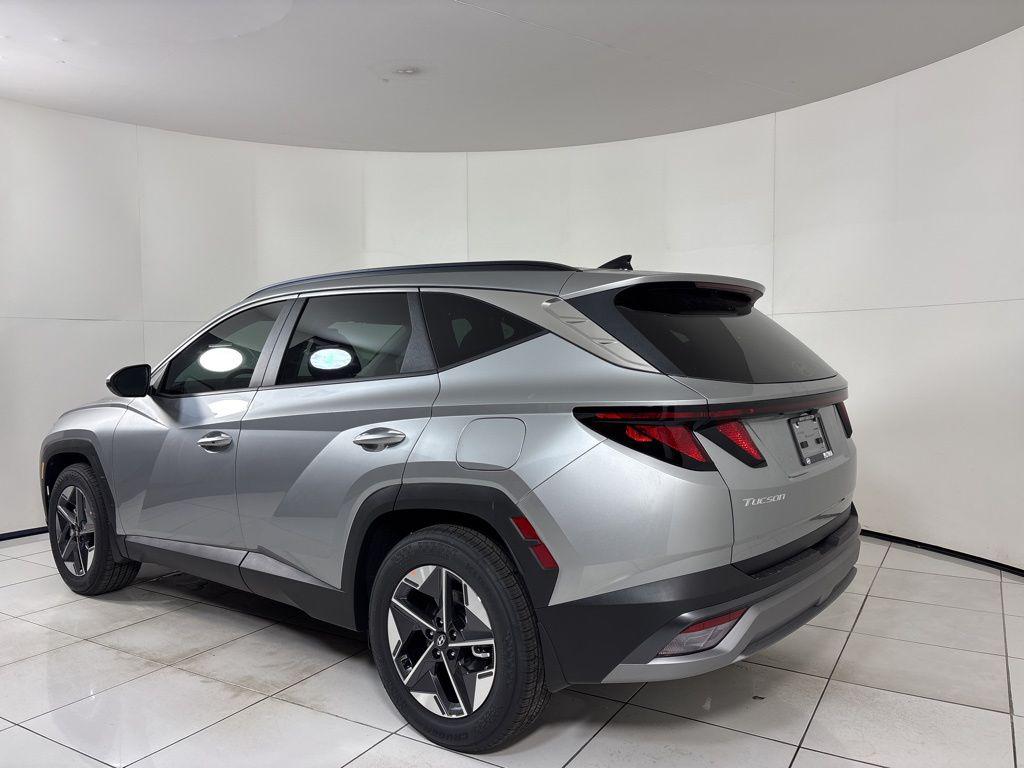 Thumbnail: 2026 Hyundai Tucson - 3