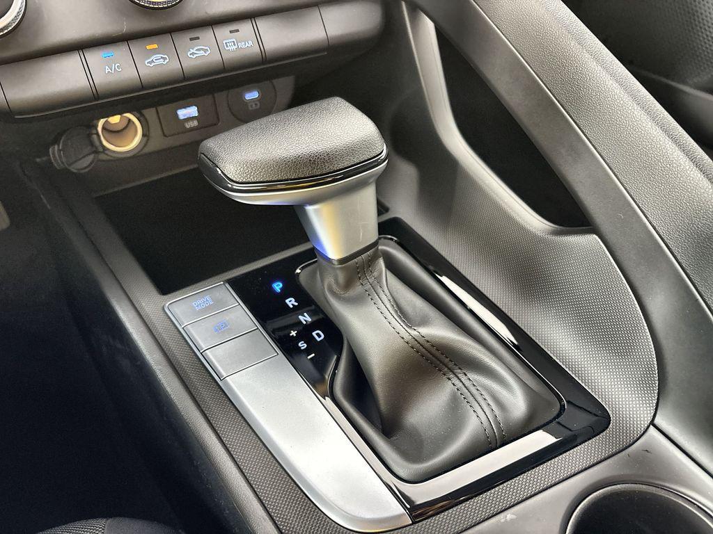 Thumbnail: 2026 Hyundai Elantra - 20