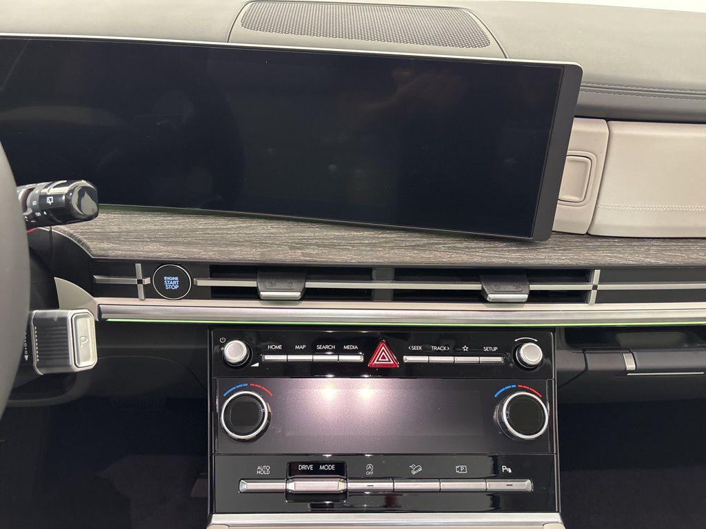 Thumbnail: 2026 Hyundai Santa Fe - 24