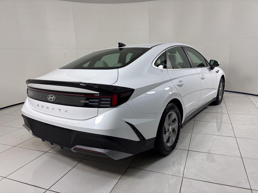 Thumbnail: 2026 Hyundai Sonata - 5