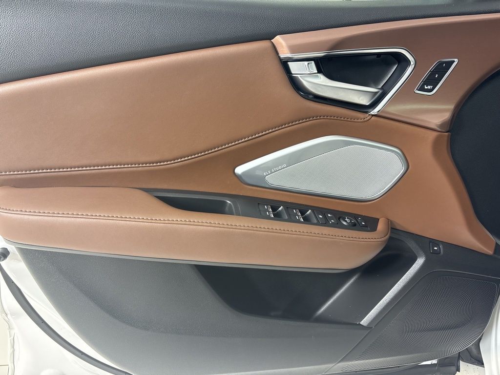 Thumbnail: 2022 Acura RDX - 16