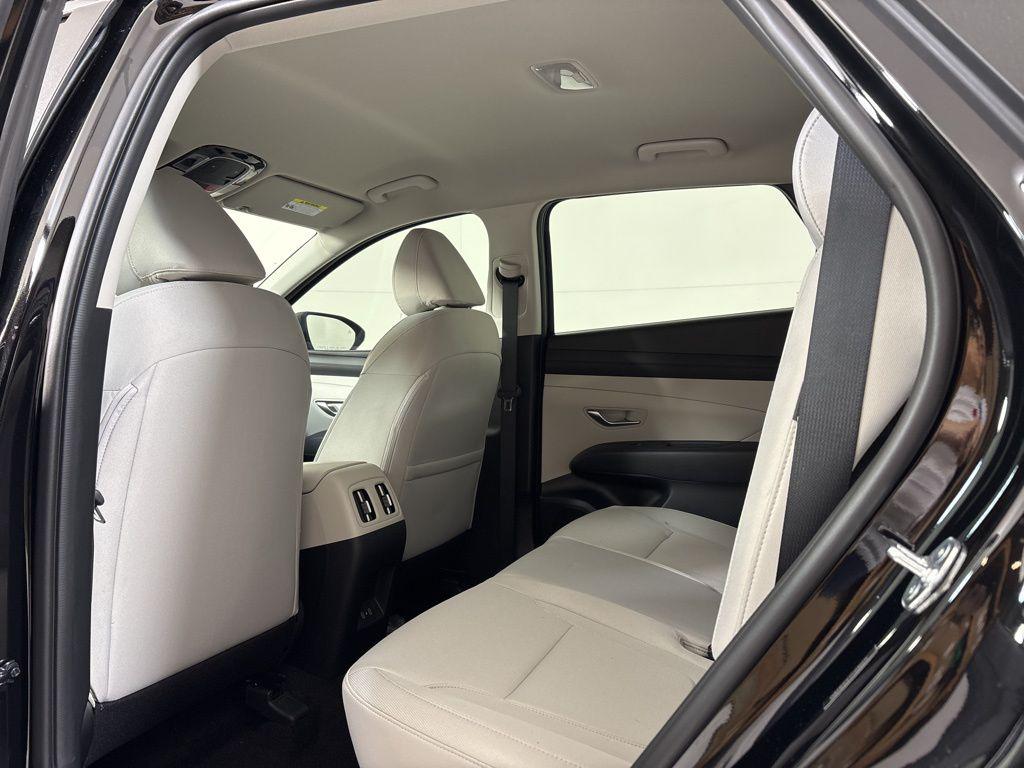 Thumbnail: 2026 Hyundai Tucson - 17