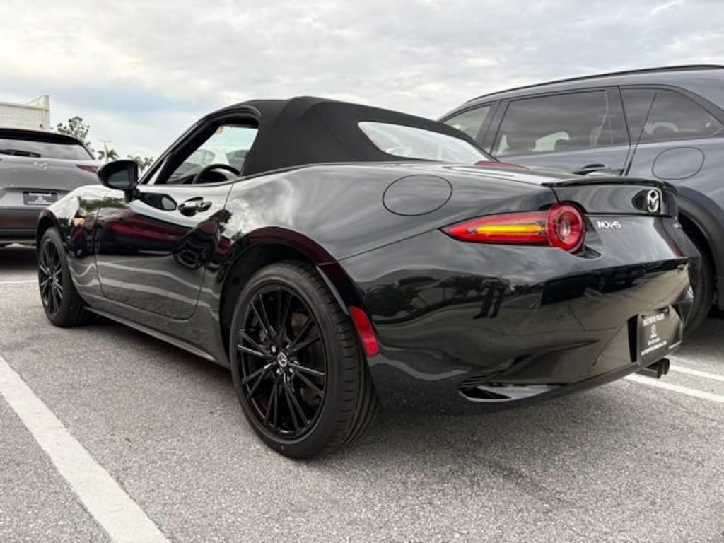 New 2026 Mazda MX-5 MIATA Club CONVERTIBLE