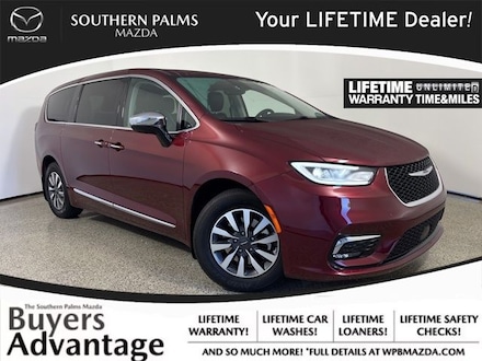 2023 Chrysler Pacifica Plug-In Hybrid Limited Van Passenger Van