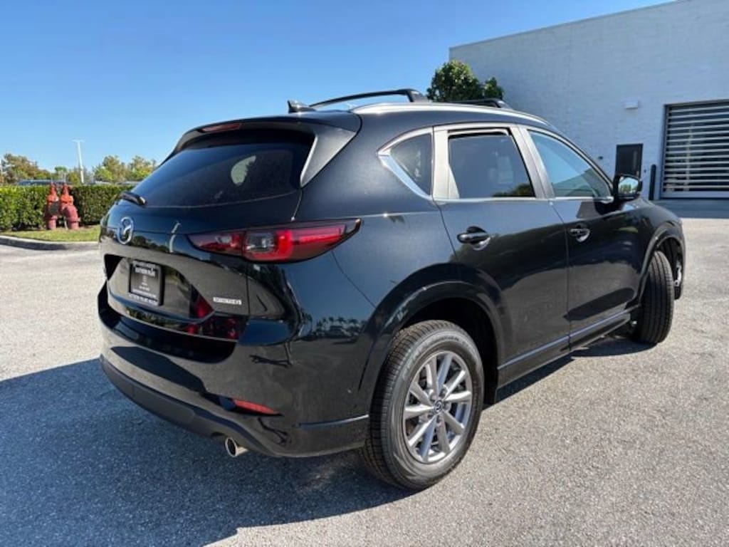 New 2025 Mazda CX-5 2.5 S Preferred AWD Sport Utility
