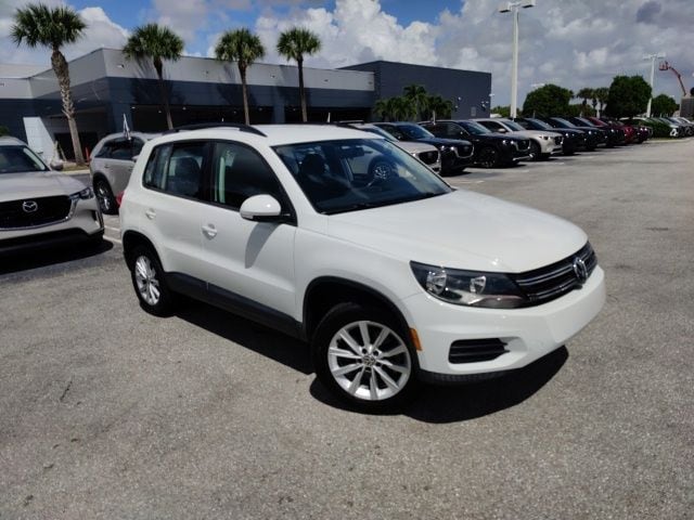 Used 2017 Volkswagen Tiguan Limited Base with VIN WVGAV7AX9HK043287 for sale in Royal Palm Beach, FL