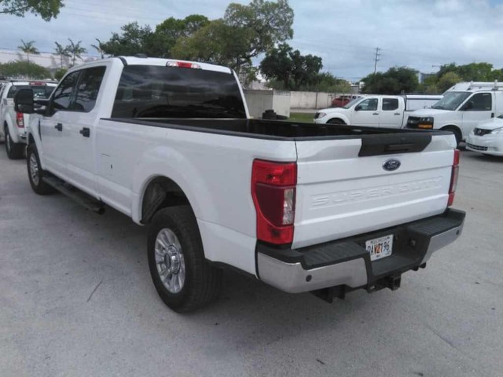 Used 2022 Ford F-350 XLT Truck Crew Cab