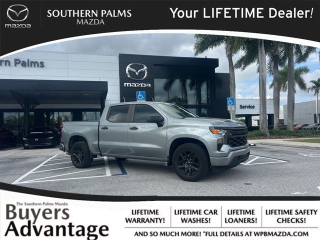 2024 Chevrolet Silverado 1500 Custom Crew Cab Short Box's photo
