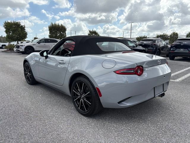 2025 Mazda MX-5 Miata Miata Grand Touring photo 2